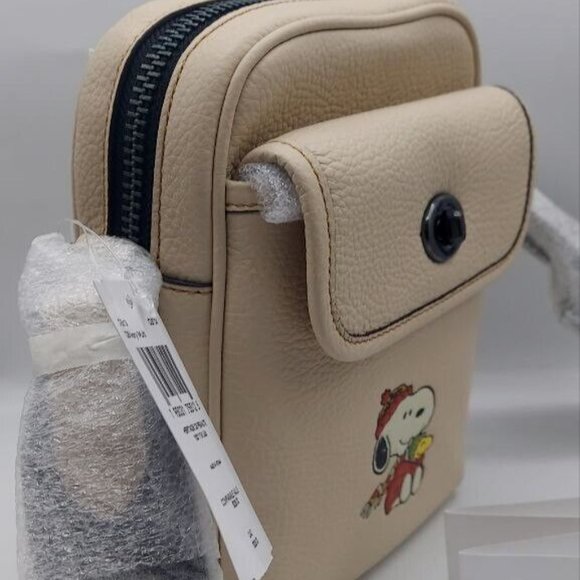 NWT Coach X Peanuts Heritage Crossbody With Snoopy Motif Pebble Leather CE613 - Picture 2 of 15